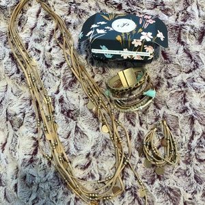 Plunder Design Necklace & Bracelet Set